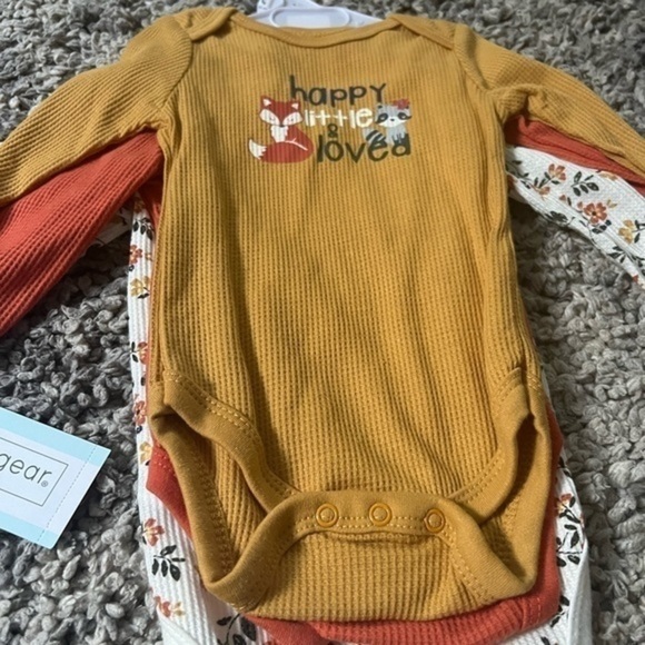 Baby gear long sleeve onesies - Picture 2 of 5